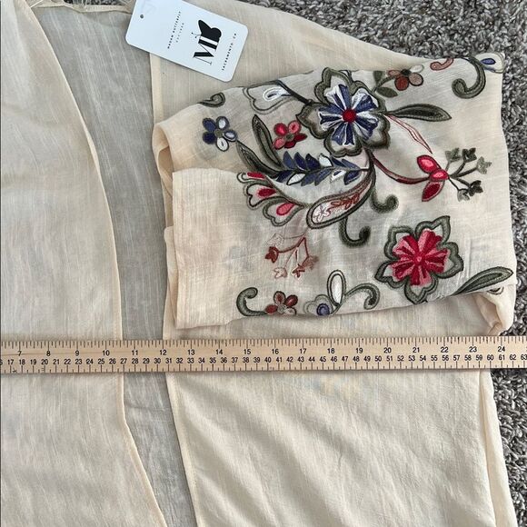NWT Madam Butterfly Linen Floral Embroidered Kimono Cardigan Cream One Size - Picture 11 of 14